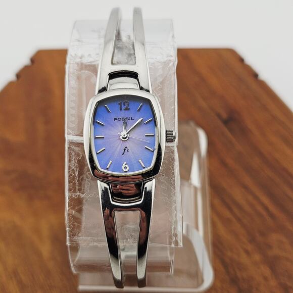 Fossil Women's Silver Tone Bracelet Watch Ombre Purple Blue Dial Simple Y2K - Picture 1 of 7